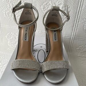Steve Madden Carson-R Crystal Rhinestone Ankle Strap Open Toe Heels Silver 6